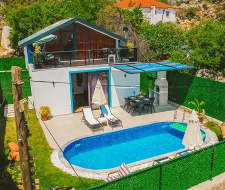 Villa Brother