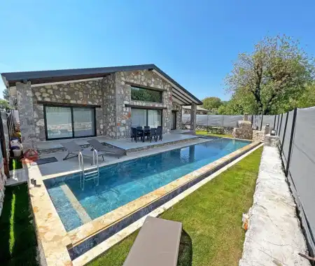 Villa Alya Duo